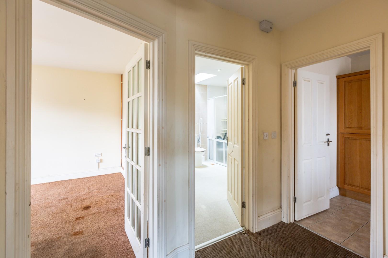 Plunch Lane, Mumbles, Swansea, SA3 4JE